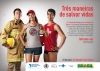 Cartaz com três personagens: um bombeiro (à esquerda), uma jovem vestindo camiseta com a logo da Convenção-Quadro (centro) e um salva-vidas (à direita). Slogan “Três maneiras de salvar vidas”.